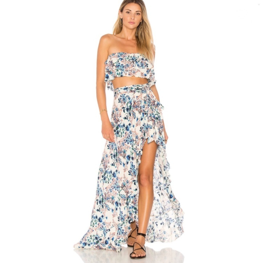 NEW • Blue Life • Lola Ruffle Top Floral White L